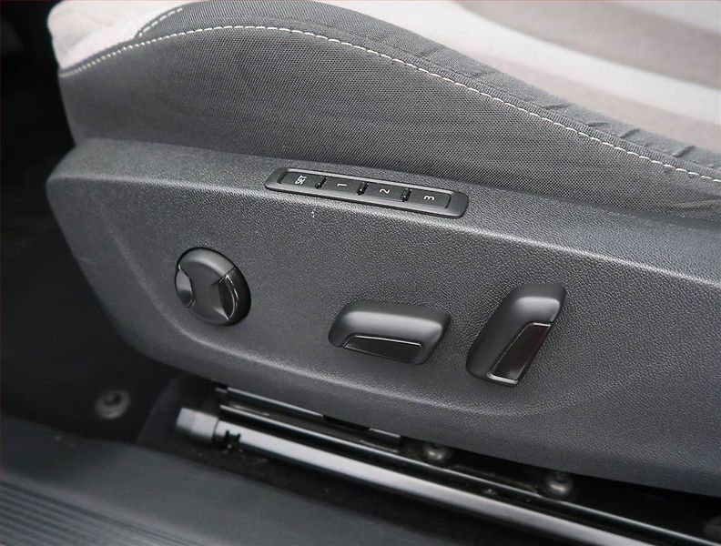 Škoda Enyaq (2021) iV 60 (62 kWh), SoH 91% - fotka 18 z 28