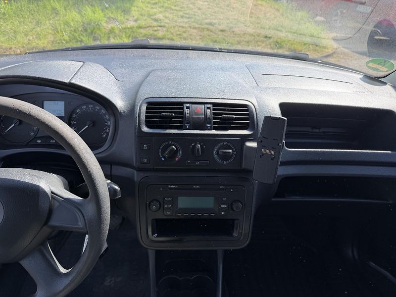 Škoda Praktik 1.2 TSI - fotka 13 z 19