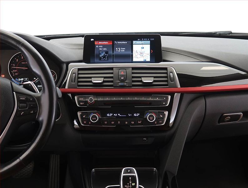 BMW Řada 4 (2018) 440i xDrive - fotka 12 z 26