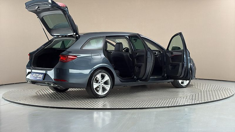 Seat Leon 2.0 TDI DSG FR Sportstourer - fotka 6 z 27