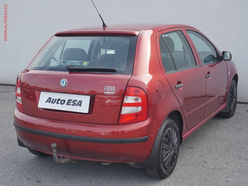 Škoda Fabia (2003) 1.2i, ČR, TZ, El.okna - fotka 4 z 14