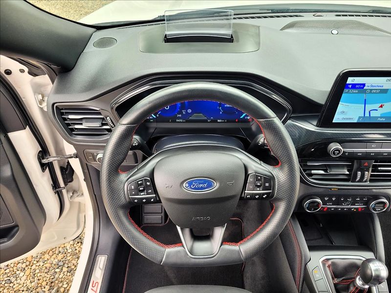 Ford Kuga 1,5 Již není k dispozici - fotka 20 z 50