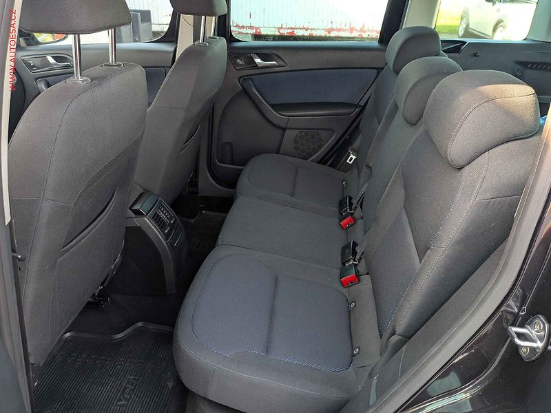 Škoda Yeti (2012) 2.0TDi 4x4, Ambition, park - fotka 10 z 15