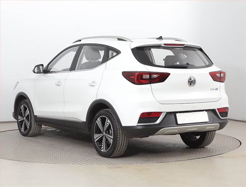 MG ZS (2020) Luxury EV 42.5 kWh, SoH 83% - fotka 4 z 25