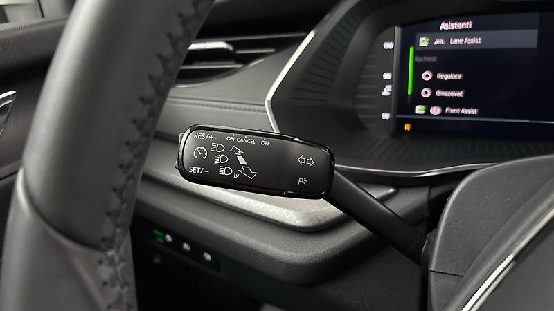 Škoda Octavia 2.0 TDI DSG Ambition - fotka 14 z 26