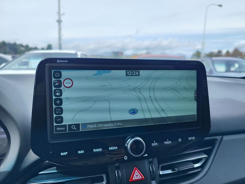 Hyundai i30 1.0 T-GDI/88kW Smart Navi - fotka 18 z 33