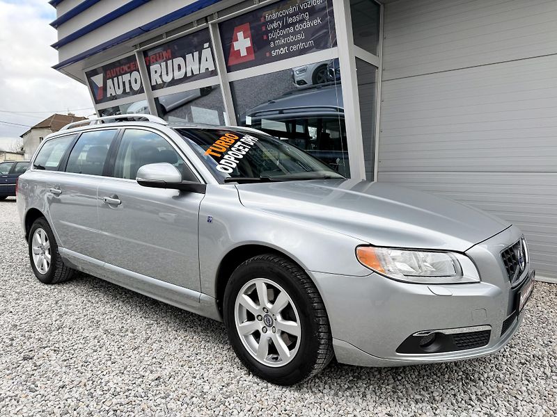 Volvo V70 1,6i T4 132kW OCEAN RACE - fotka 9 z 45