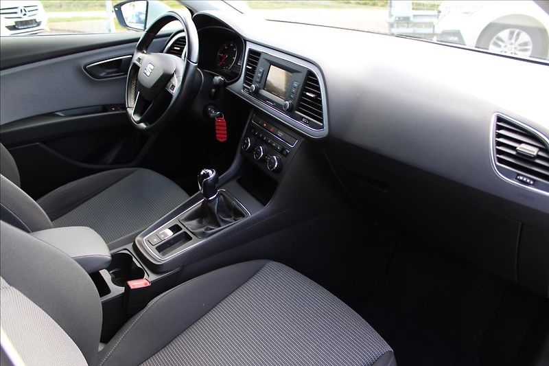 Seat Leon 1,6 TDi ST 85kW STYLE,serviska - fotka 22 z 42