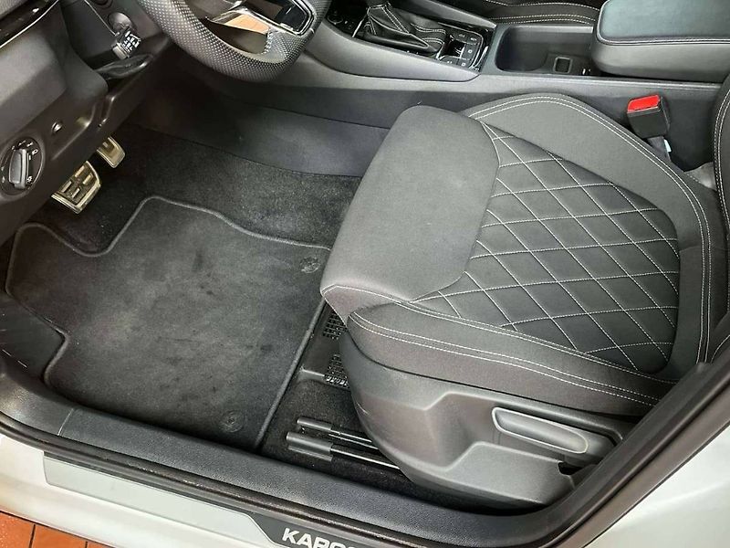 Škoda Karoq (2024) 2.0 TDI 110kW Sportline 4x4 DS - fotka 15 z 20