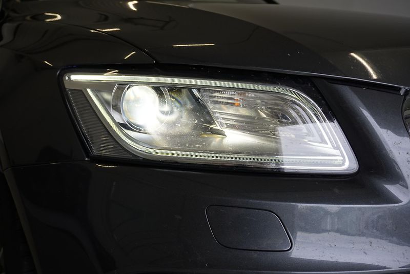 Audi SQ5 3.0 TDi 240 kW COMPETITION 4x4 - fotka 32 z 44