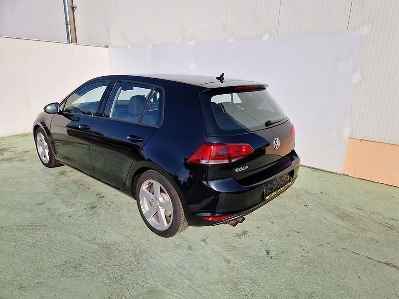 Volkswagen Golf 1.4TSI, 103kW, Navi, Aut.Klima - fotka 4 z 26