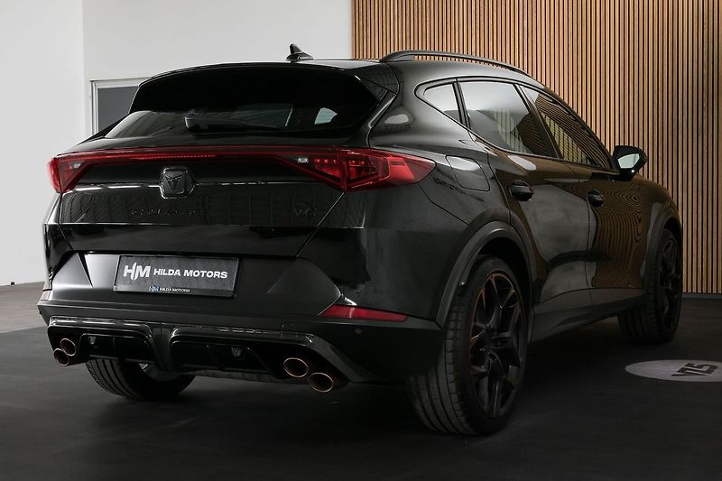 Cupra Formentor VZ5 2.5TSI 287kW Sabelt Beats - fotka 4 z 37