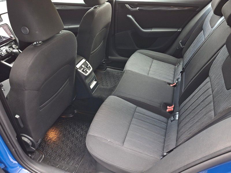 Škoda Octavia (2020) Combi Style DSG 2,0TDi 110kW - fotka 7 z 34