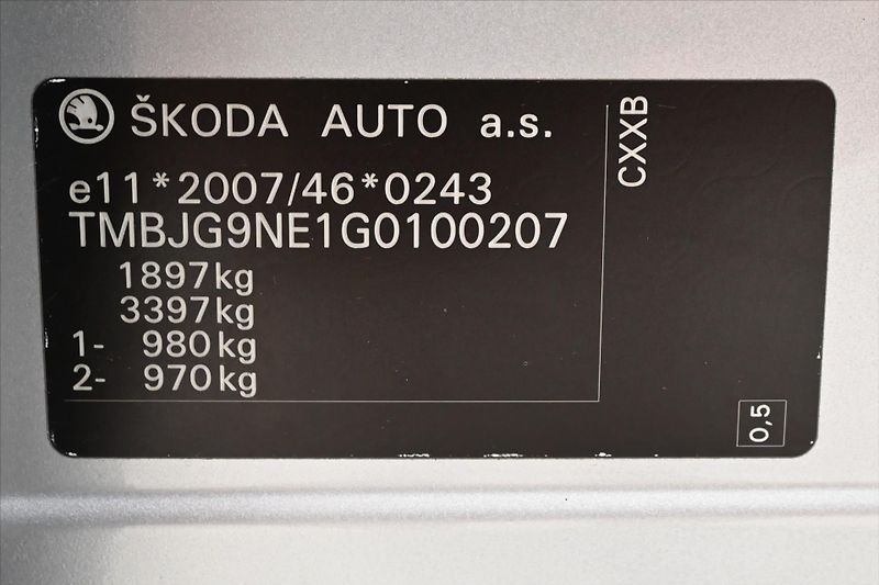 Škoda Octavia 1,6 TDI 81kW tažné nová STK - fotka 12 z 30