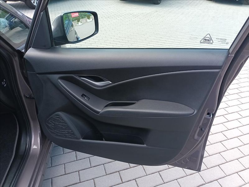 Hyundai ix20 1,4 CVVT,66KW,KLIMA,KOLA, - fotka 26 z 45