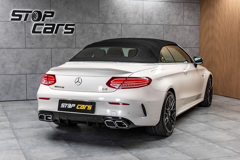 Mercedes-Benz Třídy C C63 AMG V8 BURMESTER*NAPPA*DPH - fotka 6 z 51