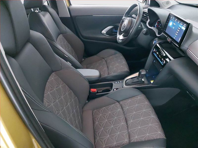 Toyota Yaris Cross (2021) Executive 1.5 VVT-iE - fotka 9 z 17