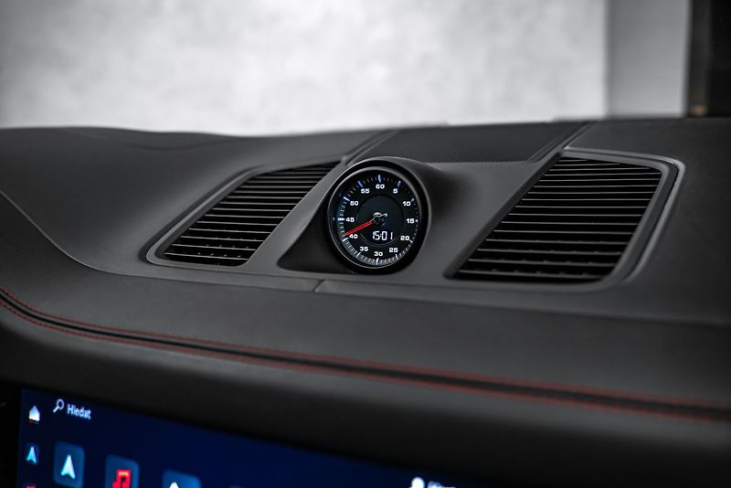 Porsche Cayenne GTS Sport Chrono PASM Pano App - fotka 24 z 27