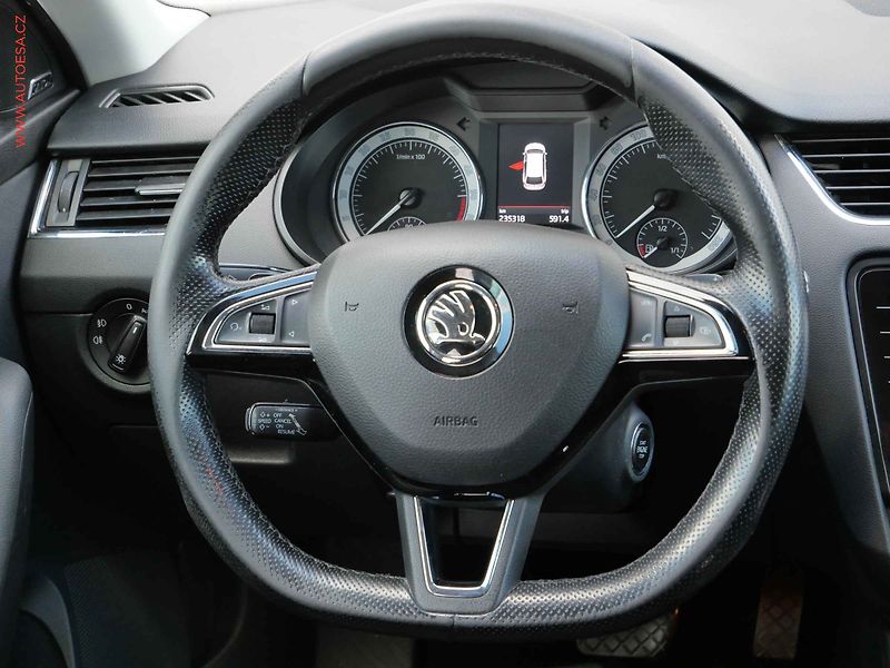 Škoda Octavia (2017) 2.0 TDi 4x4, ČR, Style, DSG - fotka 14 z 24
