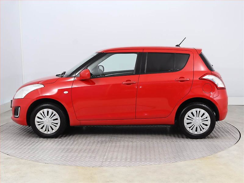 Suzuki Swift (2016) 1.2, 4X4, Tempomat - fotka 3 z 12