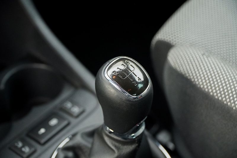 Škoda Fabia 1.2 TSI MONTECARLO - fotka 11 z 37