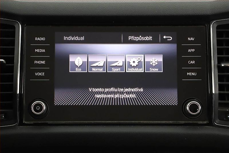 Škoda Kodiaq (2017) 2.0 TDI - fotka 15 z 22