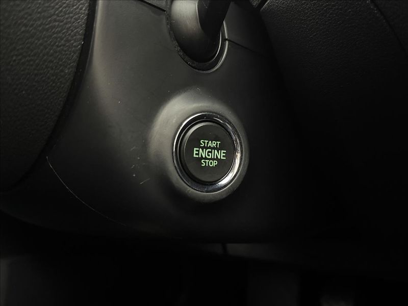 Škoda Octavia 2,0 LED STYLE NAVI KEYLESS CZ - fotka 14 z 42