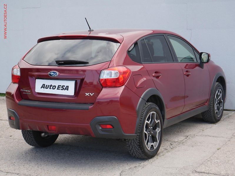 Subaru XV (2015) 2.0 i 4x4, Klima - fotka 6 z 18