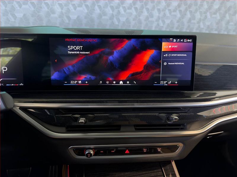 BMW X5 (2024) xDrive30d - fotka 18 z 20