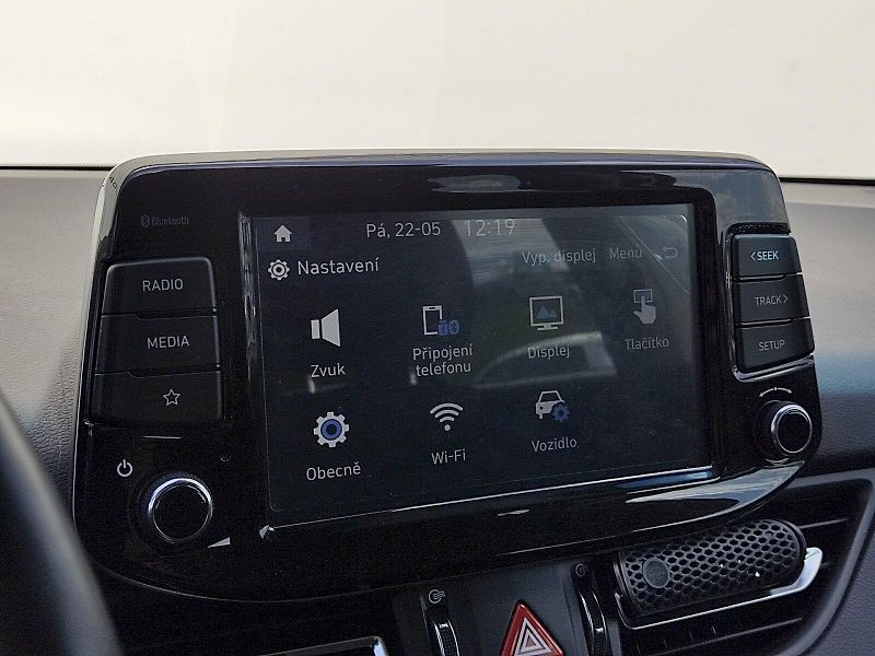 Hyundai i30 (2024) CW 1,5 T-GDI 117 kw - fotka 17 z 35