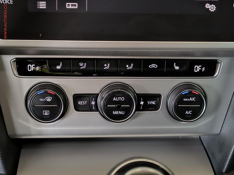 Volkswagen Passat (2019) 1.5 TSi, Comfortline, navi - fotka 15 z 17