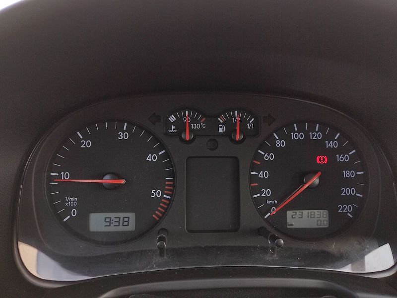 Volkswagen Bora (2000) 1,9 Tdi 66Kw 4Motion - fotka 7 z 24