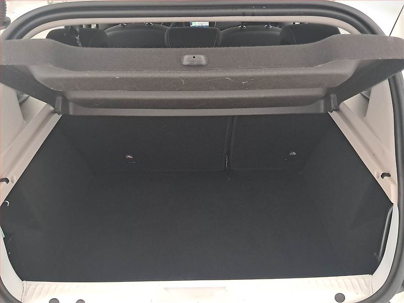Dacia Sandero (2017) 1.2 16V, Navi - fotka 14 z 16