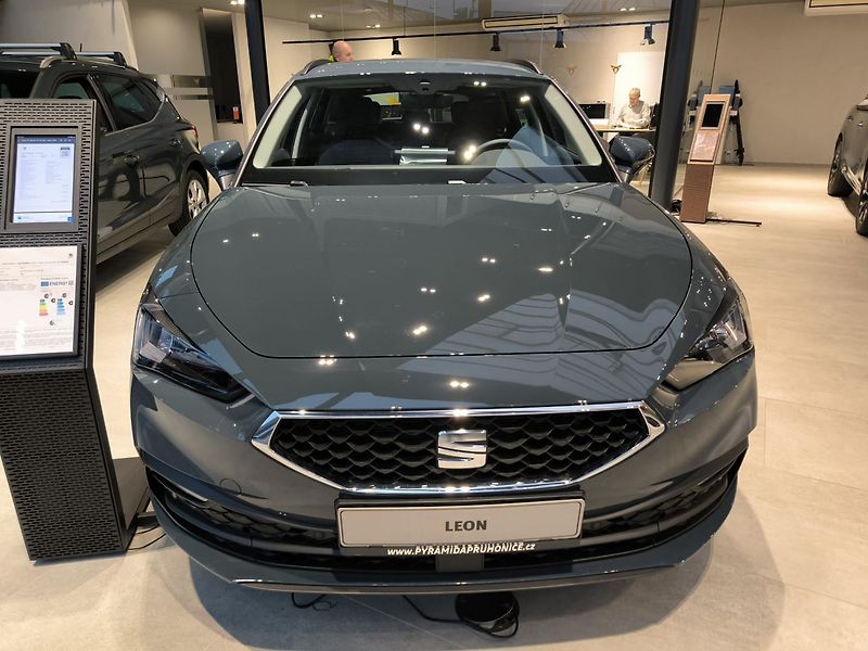 Seat Leon (2026) SP Style 1.5 eTSi 115k DSG-7  - fotka 3 z 23