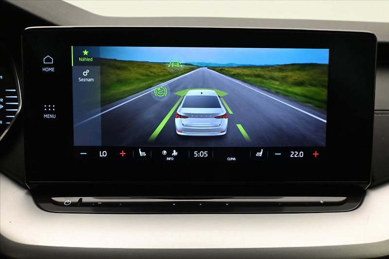 Škoda Octavia 1,5 TSI 110 kW TAŽNÉ NAVI Záru - fotka 19 z 32