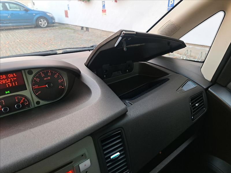 Lancia Musa 1,4 i Comfort - fotka 35 z 52