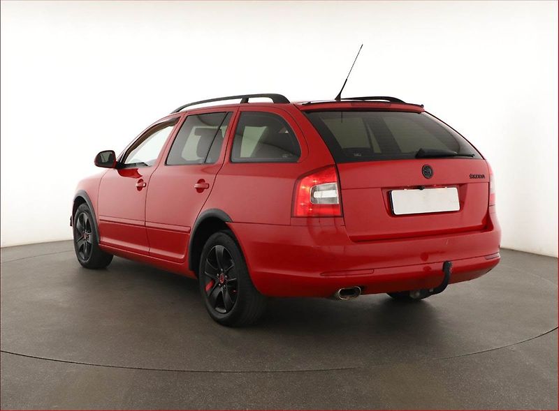 Škoda Octavia (2011) 1.6 TDI, po STK, Tažné - fotka 4 z 15