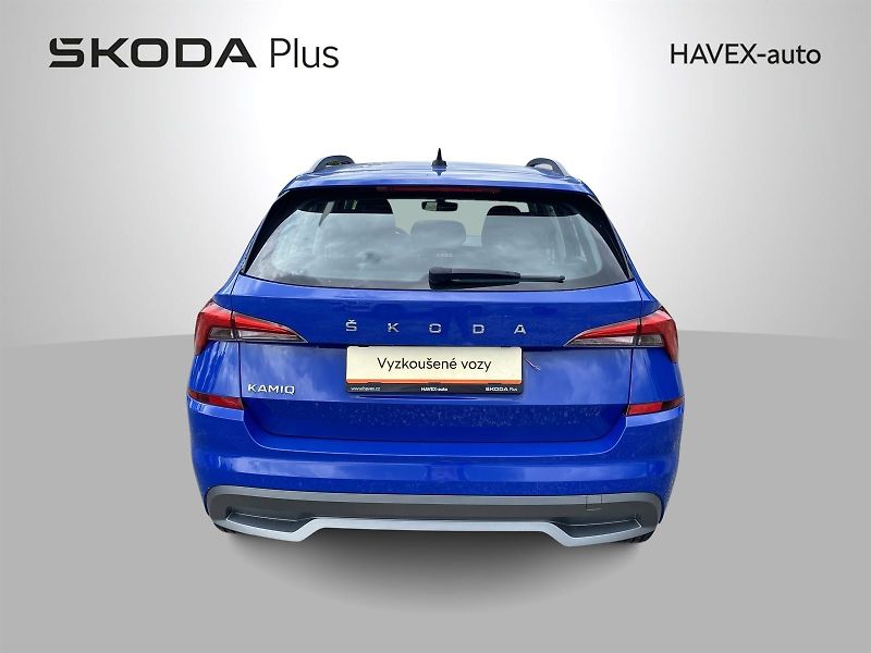 Škoda Kamiq (2022) 1.0 TSI Ambition - fotka 32 z 32