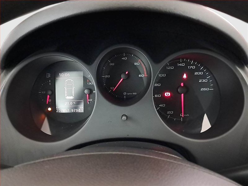 Seat Altea (2013) 2.0 TDI, 4X4, Serv.kniha - fotka 11 z 19