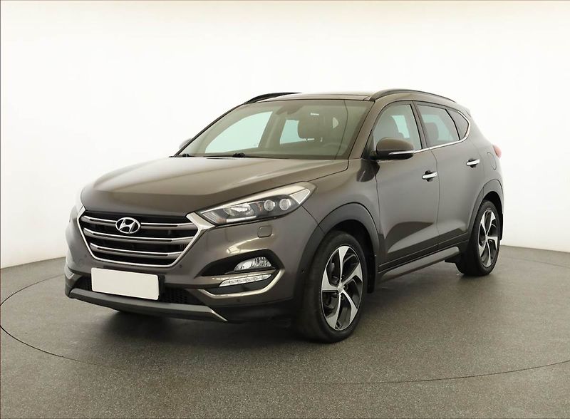 Hyundai Tucson (2015) Premium 2.0 CRDi, 4X4 - fotka 2 z 19