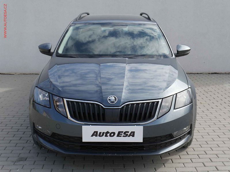 Škoda Octavia (2017) 1.6 TDI, ČR, Ambition, TZ - fotka 2 z 18