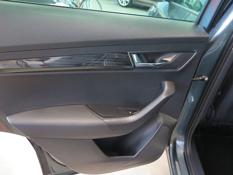 Škoda Karoq (2019) 1.5TSI,klima,navi,výhřev,Style - fotka 18 z 29