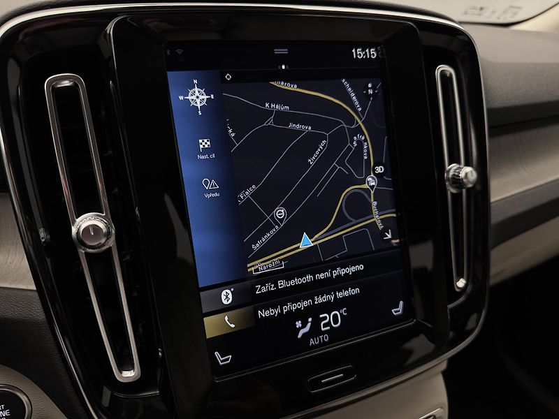 Volvo XC40 T5 AWD INSCRTIPTION REZERVACE - fotka 29 z 42