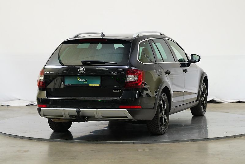 Škoda Octavia - fotka 2 z 26