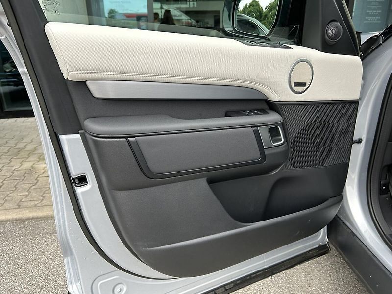 Land Rover Discovery D300 R-Dynamic SE - NOVÝ VŮZ - fotka 11 z 33