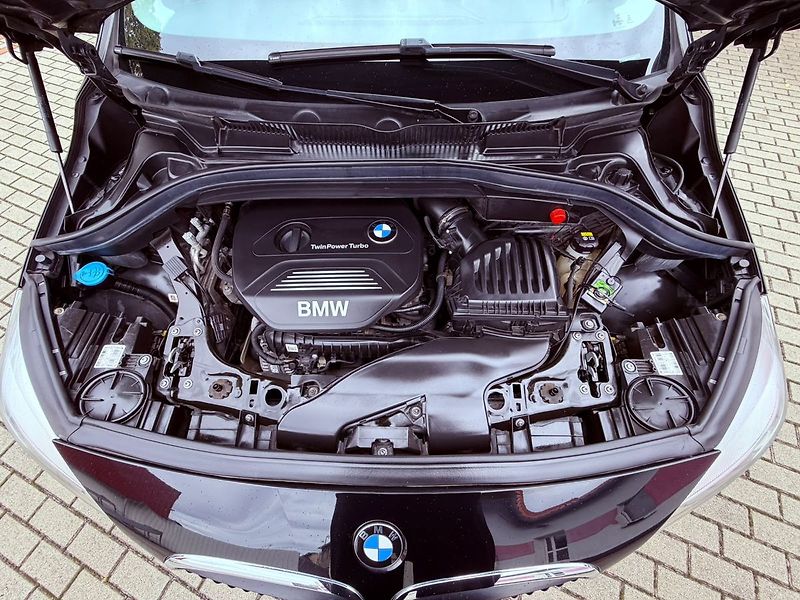 BMW Řada 2 218i Aut. Active Tourer, ČR - fotka 28 z 29