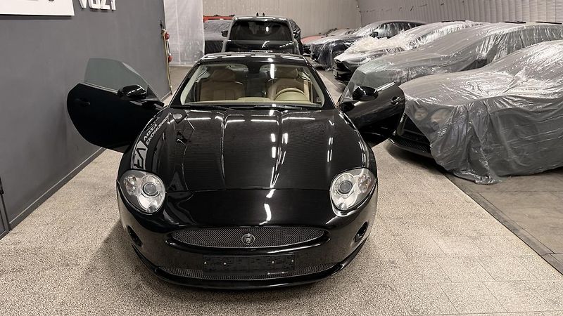 Jaguar XK (2009) V8 3.5i, REZERVOVÁNO - fotka 14 z 55
