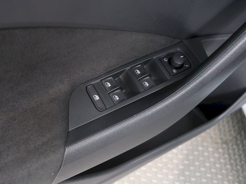 Škoda Scala (2024) DRIVE 1.5TSI 110KW DSG - fotka 36 z 39