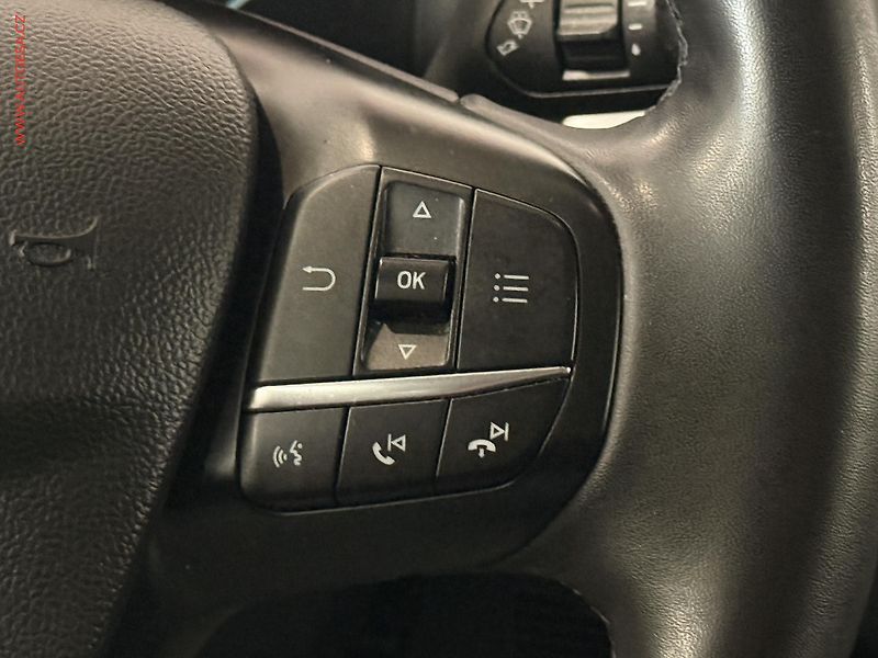Ford Focus (2022) 1.5TDCi, 1.maj,ČR, Titanium - fotka 17 z 19