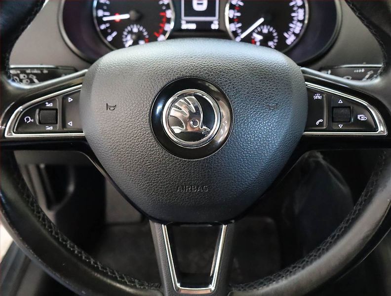 Škoda Octavia (2015) Ambition Plus 1.6 TDI - fotka 20 z 20